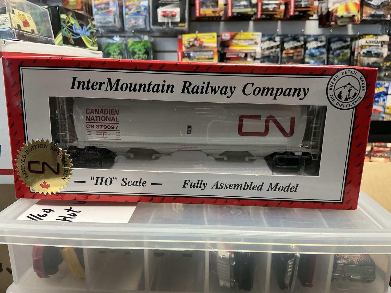 Intermountain CN cylindrical 4 bay hopper white