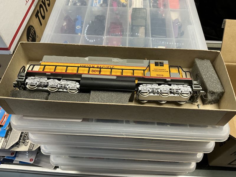 Athearn Union Pacific sd40 dummy engine