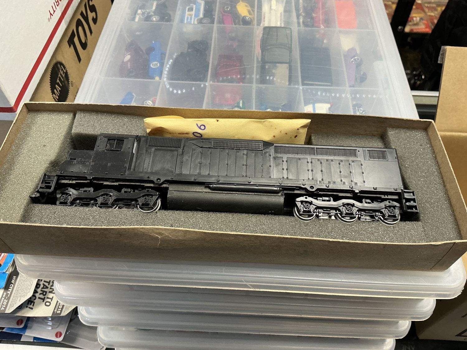 Athearn sd40 undecorated