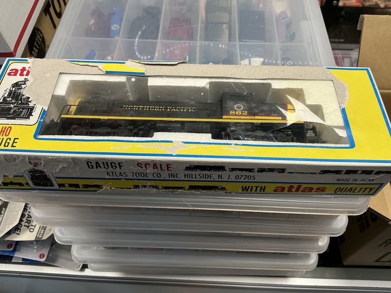 Atlas northern pacific RS-3