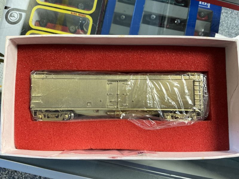 Van hobbies 50 ft wood reefer caboose