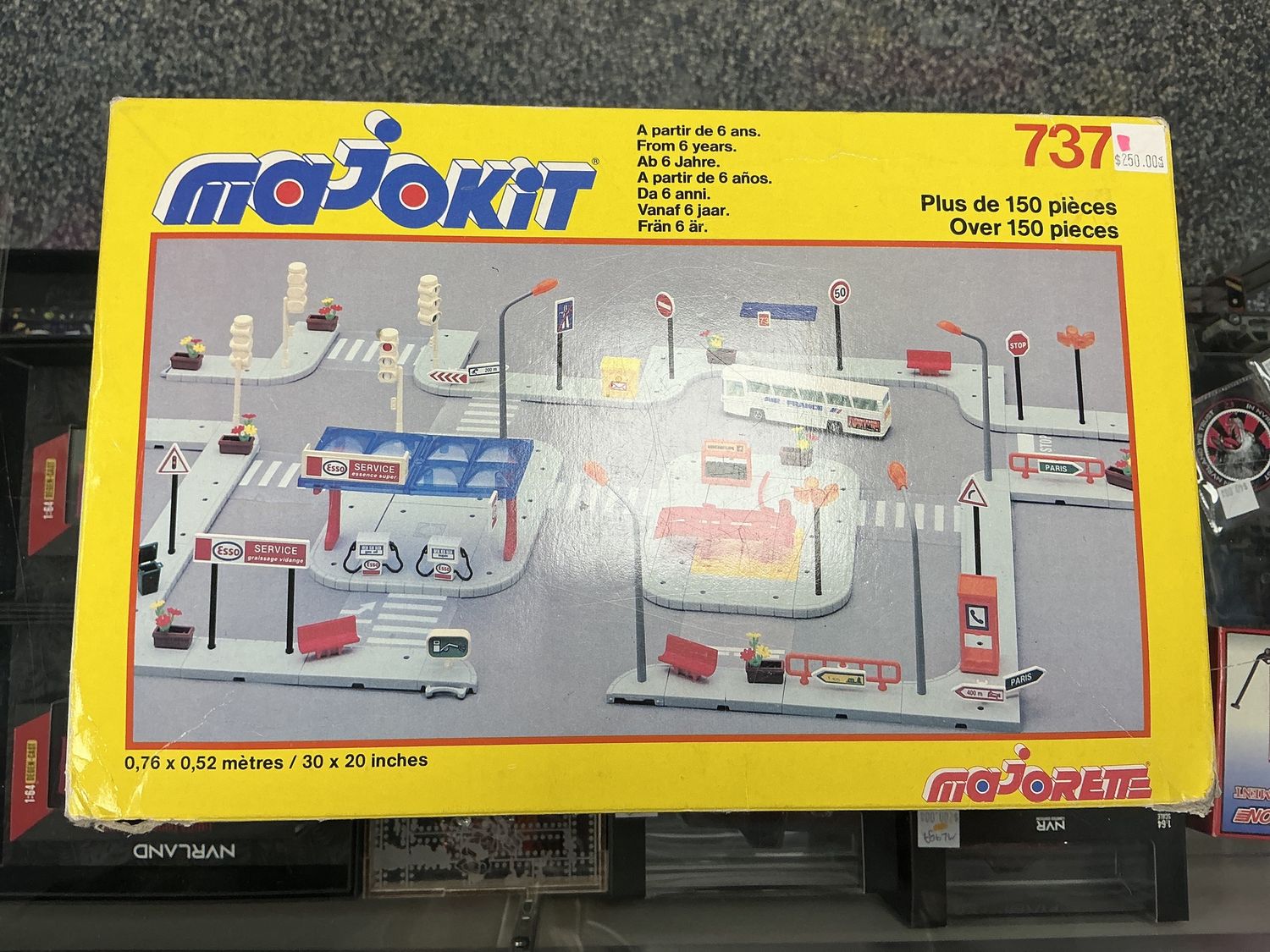 Majokit Esso service station