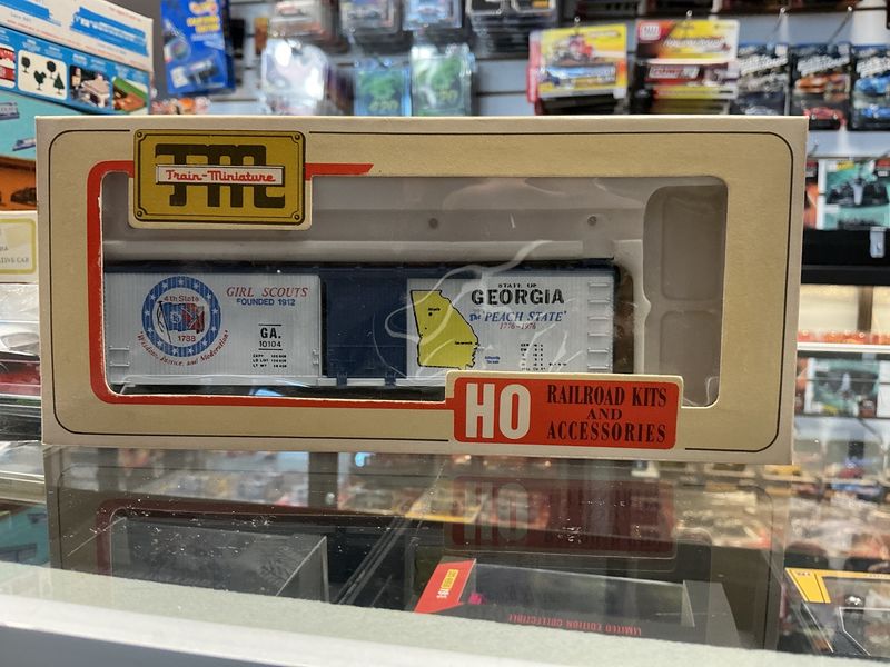 Train miniature Georgia box car