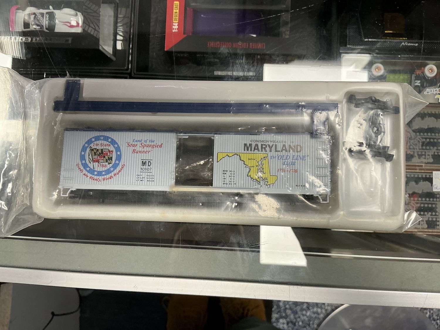 Train minature Maryland box car