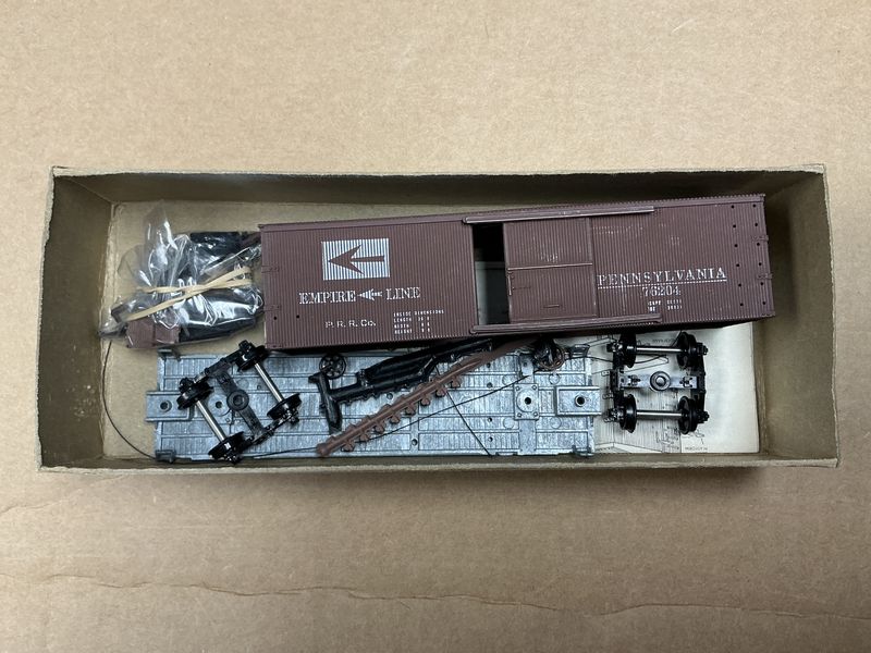 Roundhouse empire line box car
