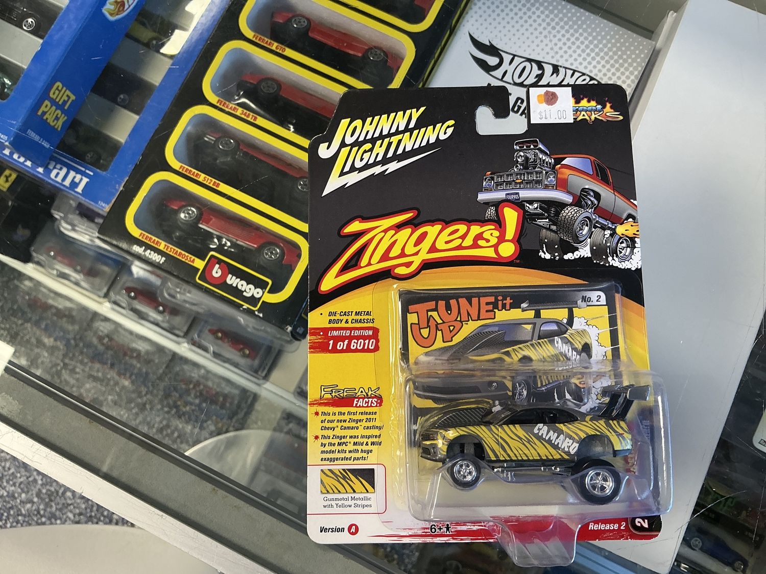 2011 Chevy Camaro gun meadow with yellow stripes