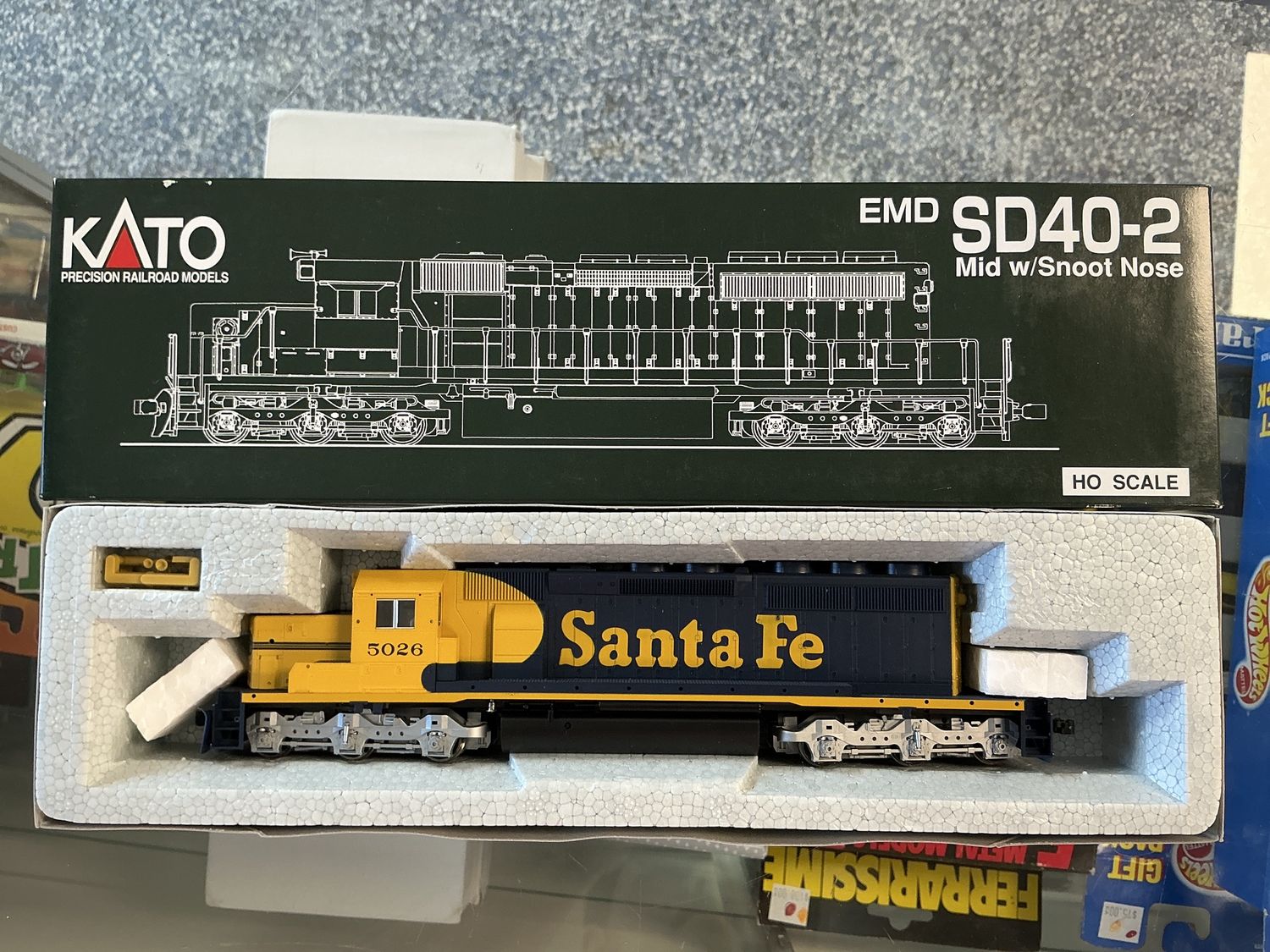 Kato Santa Fe sd40-2 5026