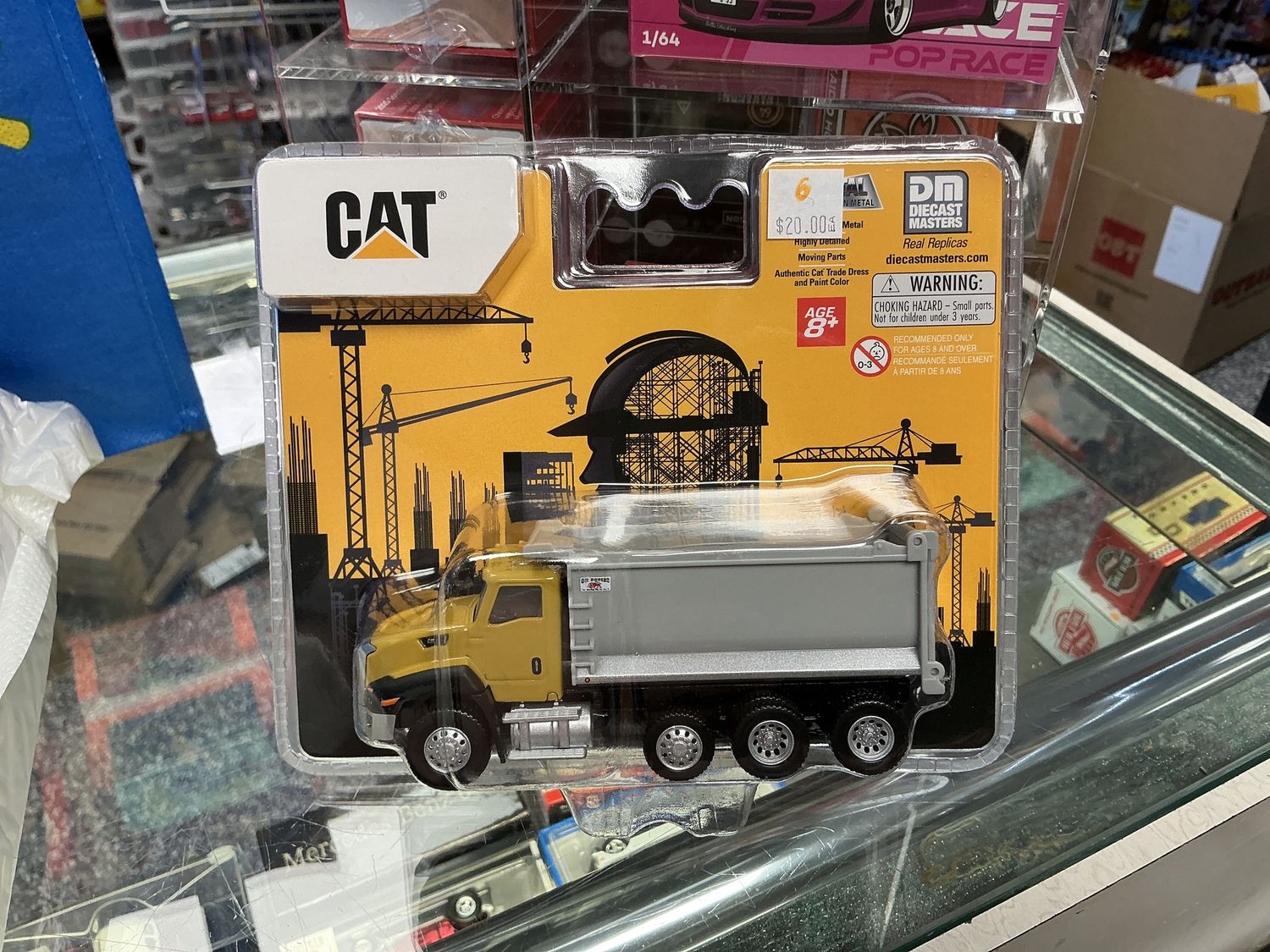 Cat CT 660 dump truck