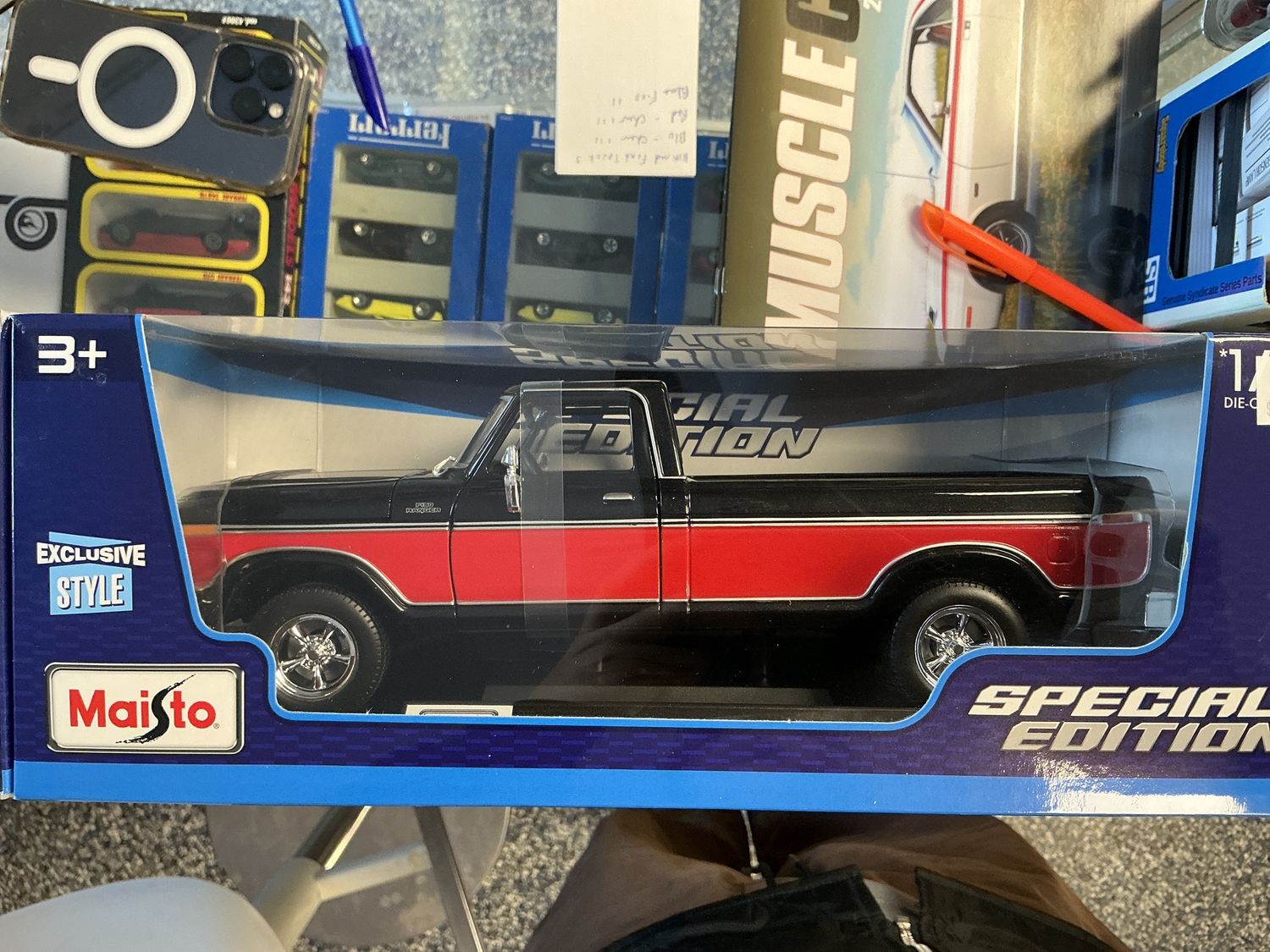 1979 ford f150 red/black