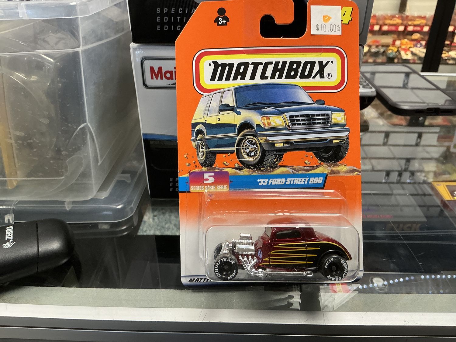 1933 Ford St., Rodd red