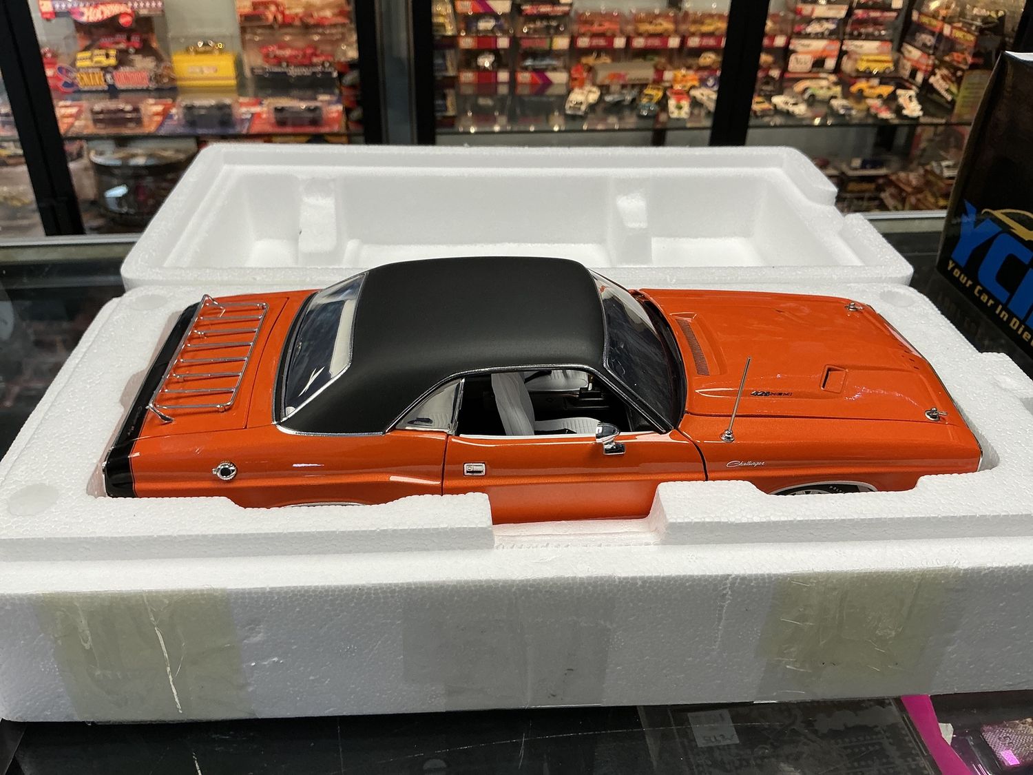 1970 Dodge Challenger RT orange