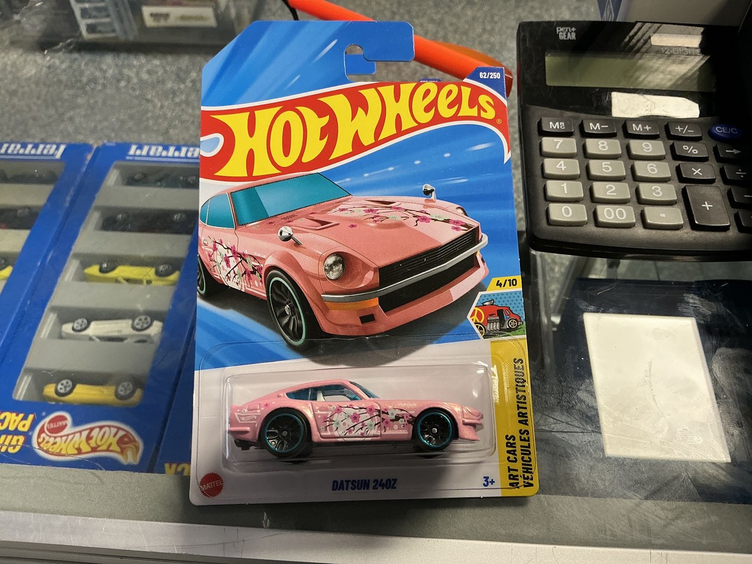 Datsun  240z pink