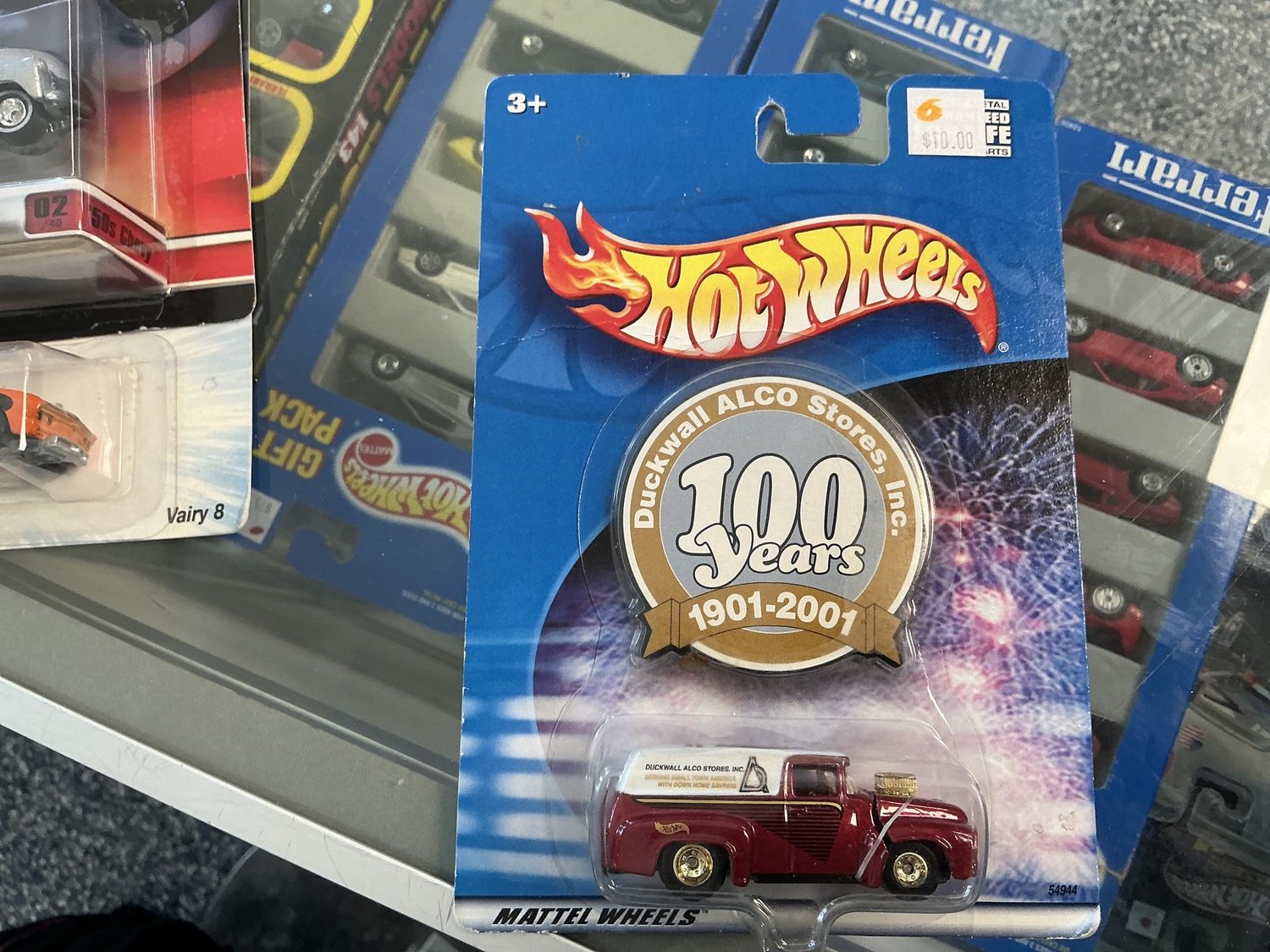 Duck wall ALCO Stores  inc.