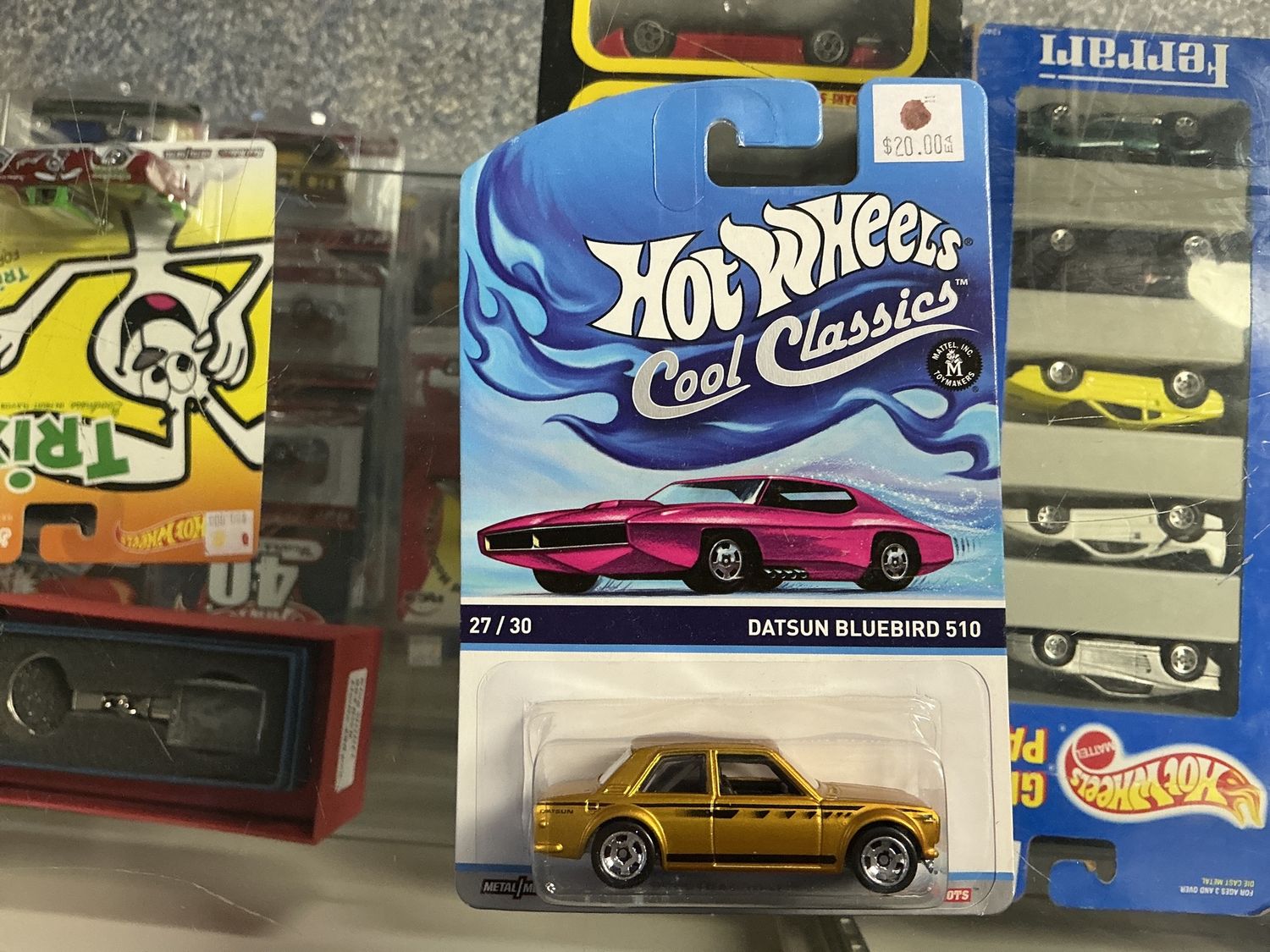 Hot wheels cool Classics Datsun bluebird 510 gold