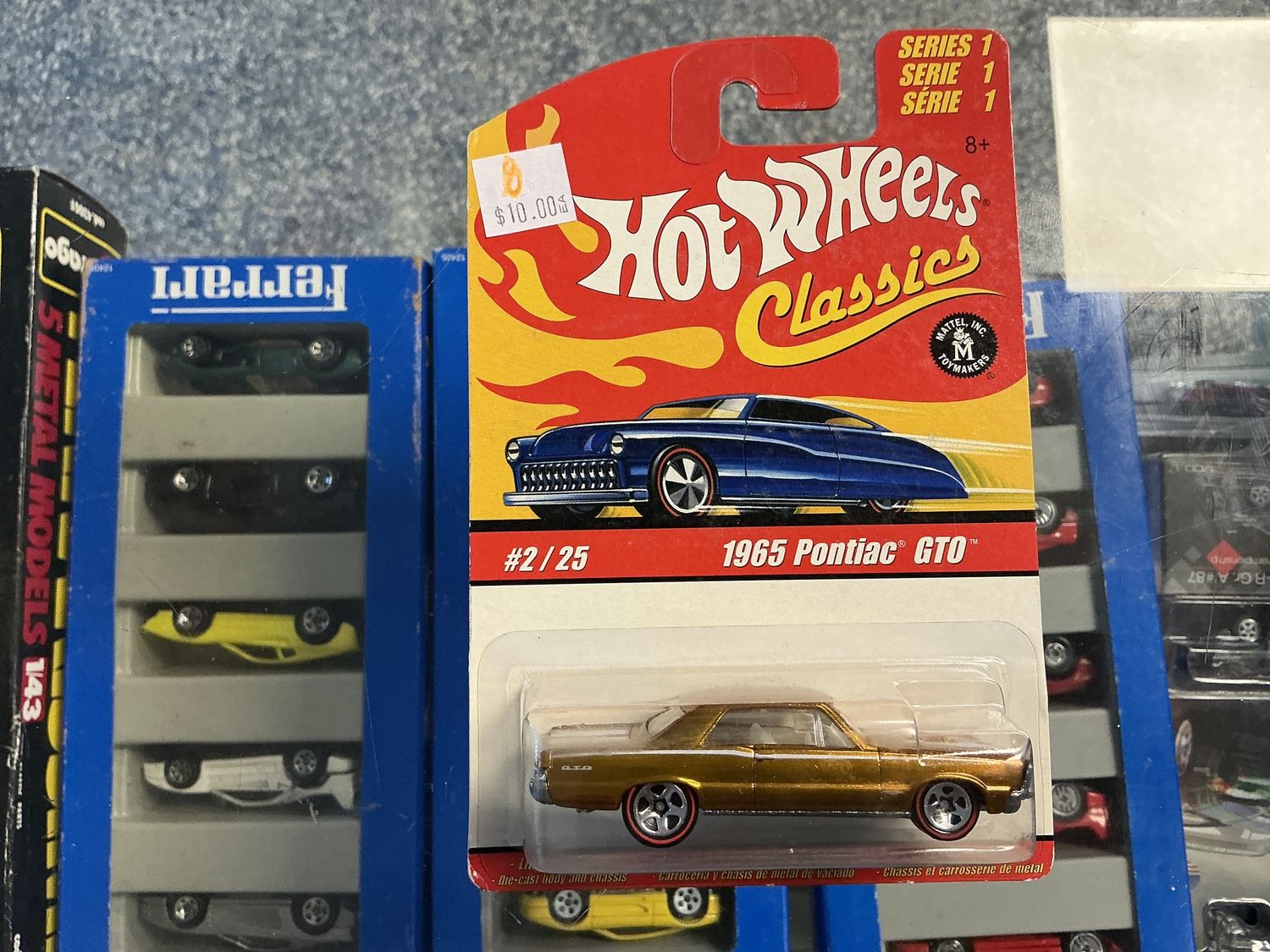 Hot wheels 1965 Pontiac, GTO gold