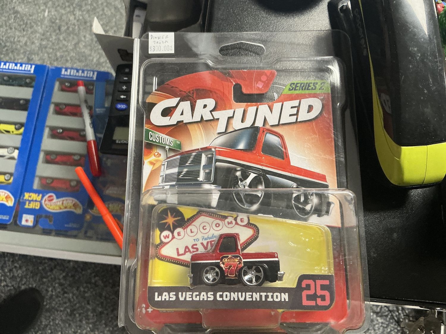 Las Vegas convention 2025 cartoon series 2 dinner truck