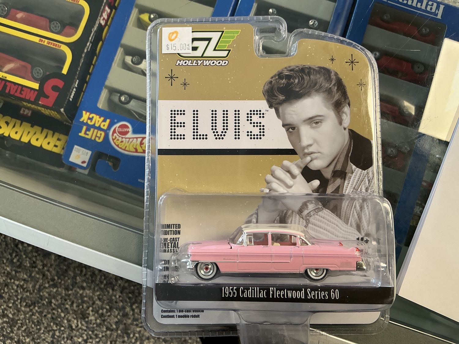 Elvis 1955 Cadillac Fleetwood series 60 pink