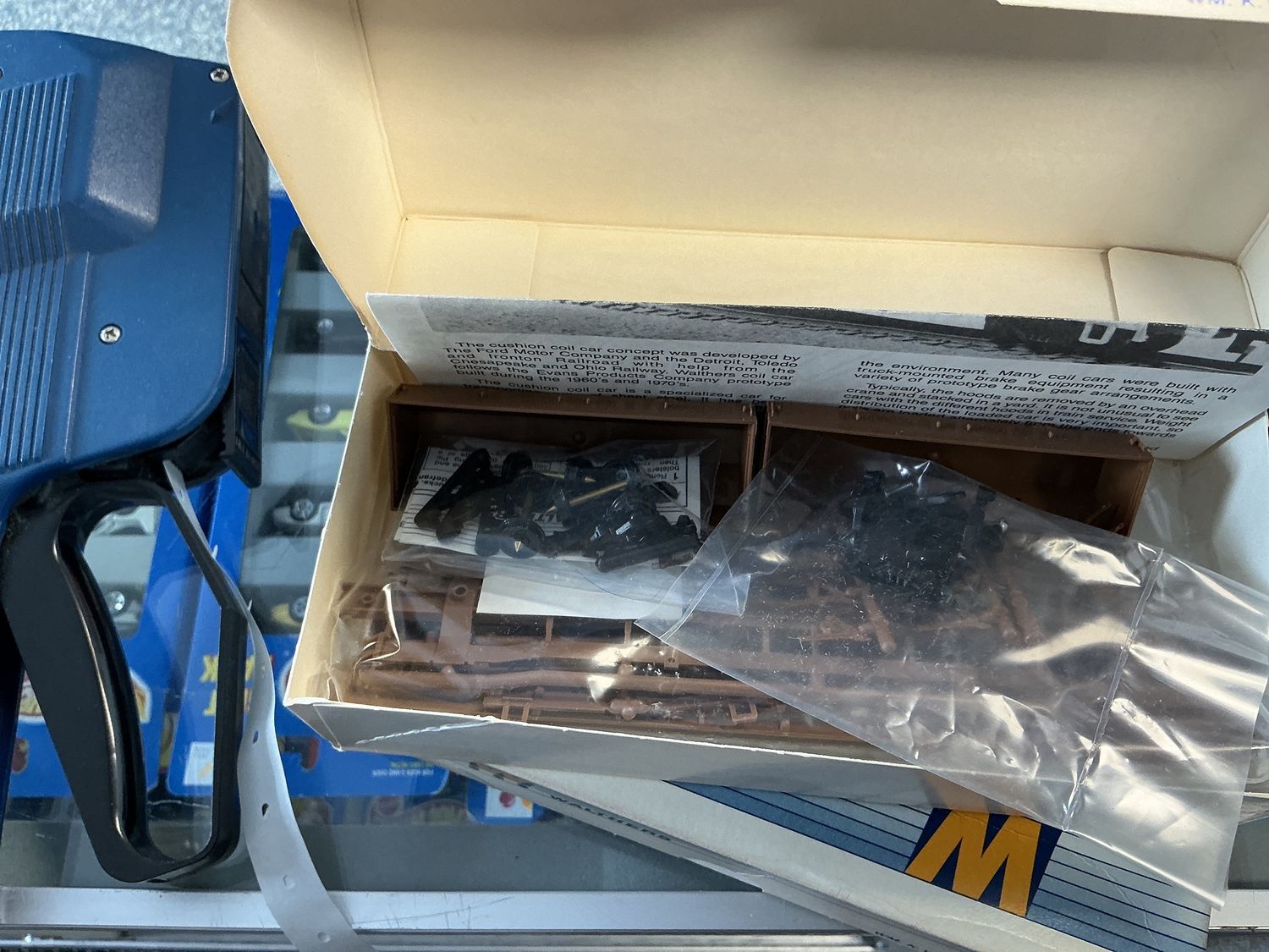 Walthers Cushion coil car