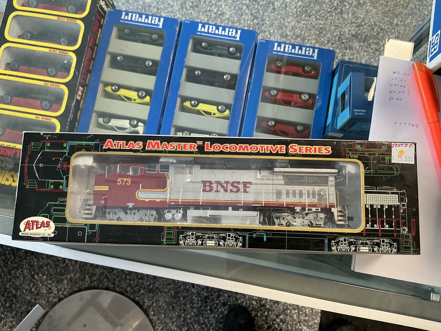 Atlas master locomotive series BNSF