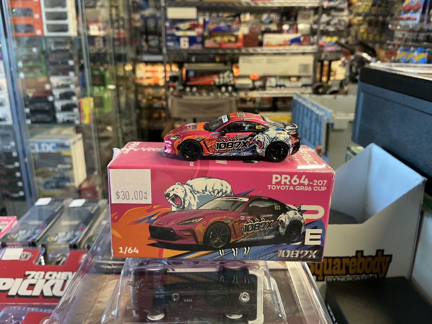 Pop race Toyota GR 86 cup pink