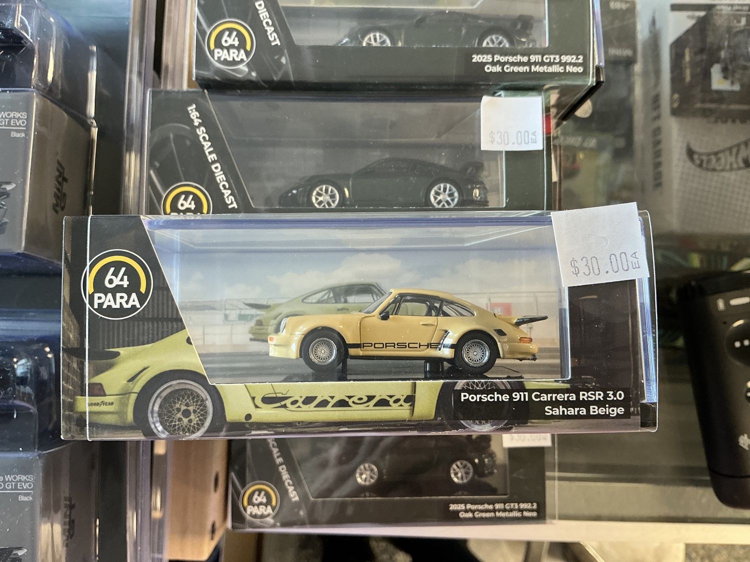 Porsche 911 Carrera RSR 3.0 Sahara beige