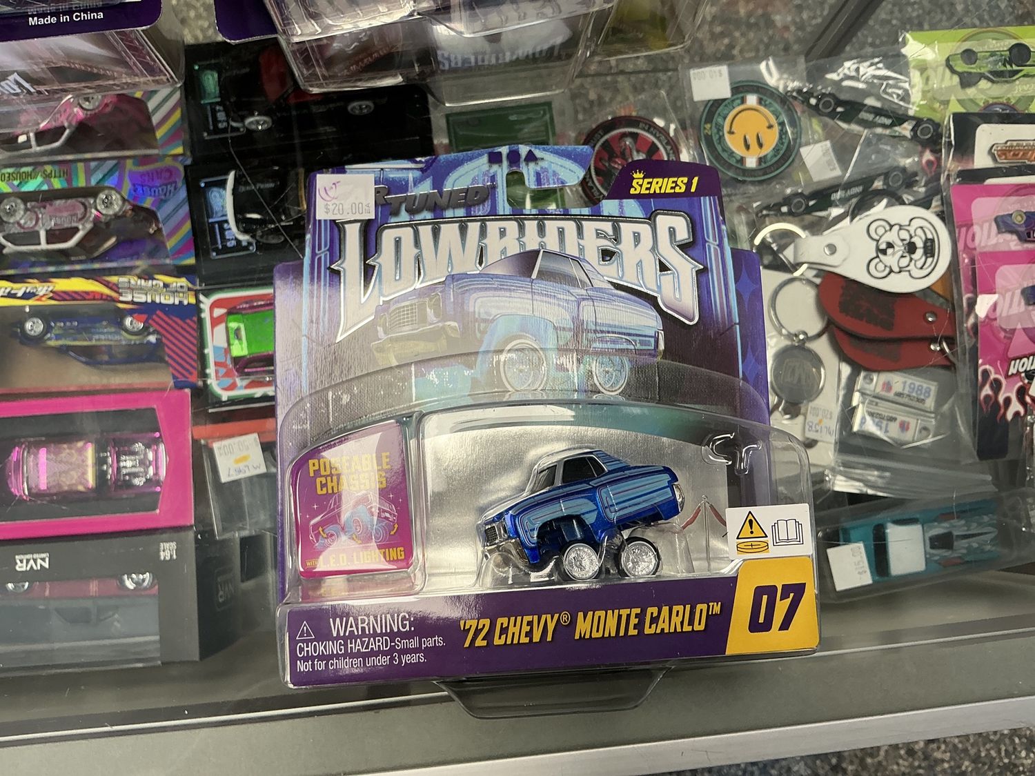 Car tuned Lowrider 1972 Chevy Monte Carlo