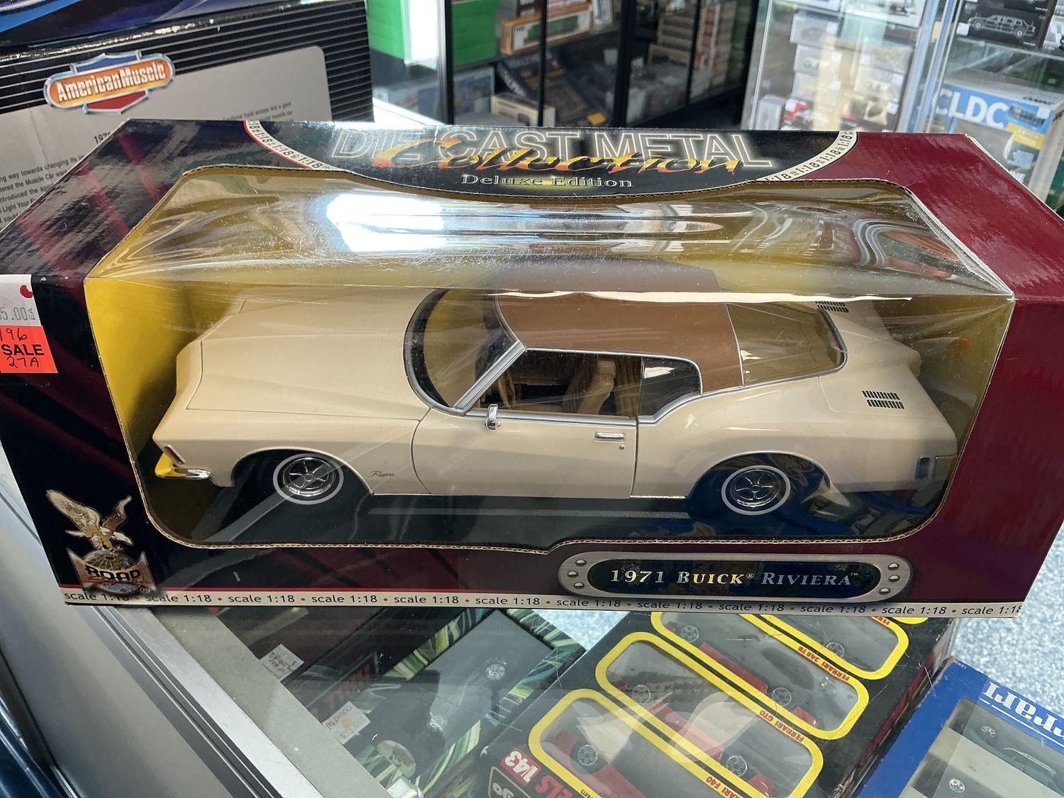 1971 Buick Riviera cream coloured with beige roof