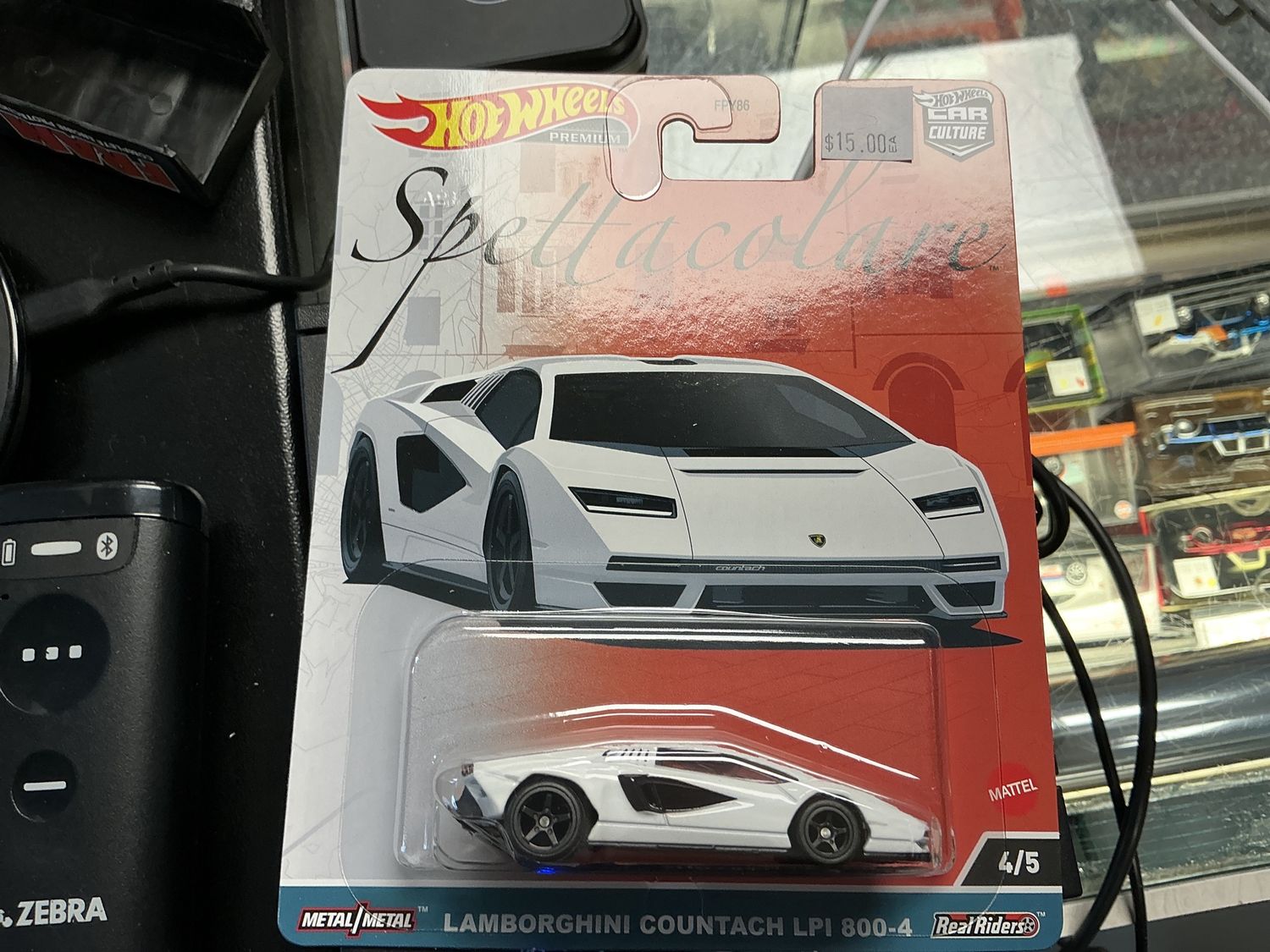 Lamborghini Countach LPlone 800–4