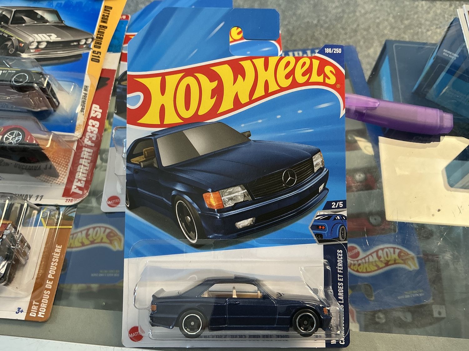 1989 Mercedes-Benz 560 blue