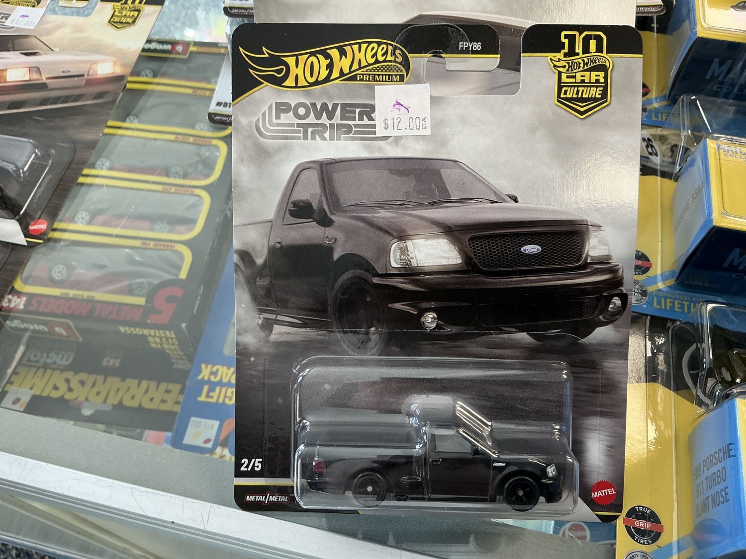 Power trip 1999 Ford F150, SVT, lightning black