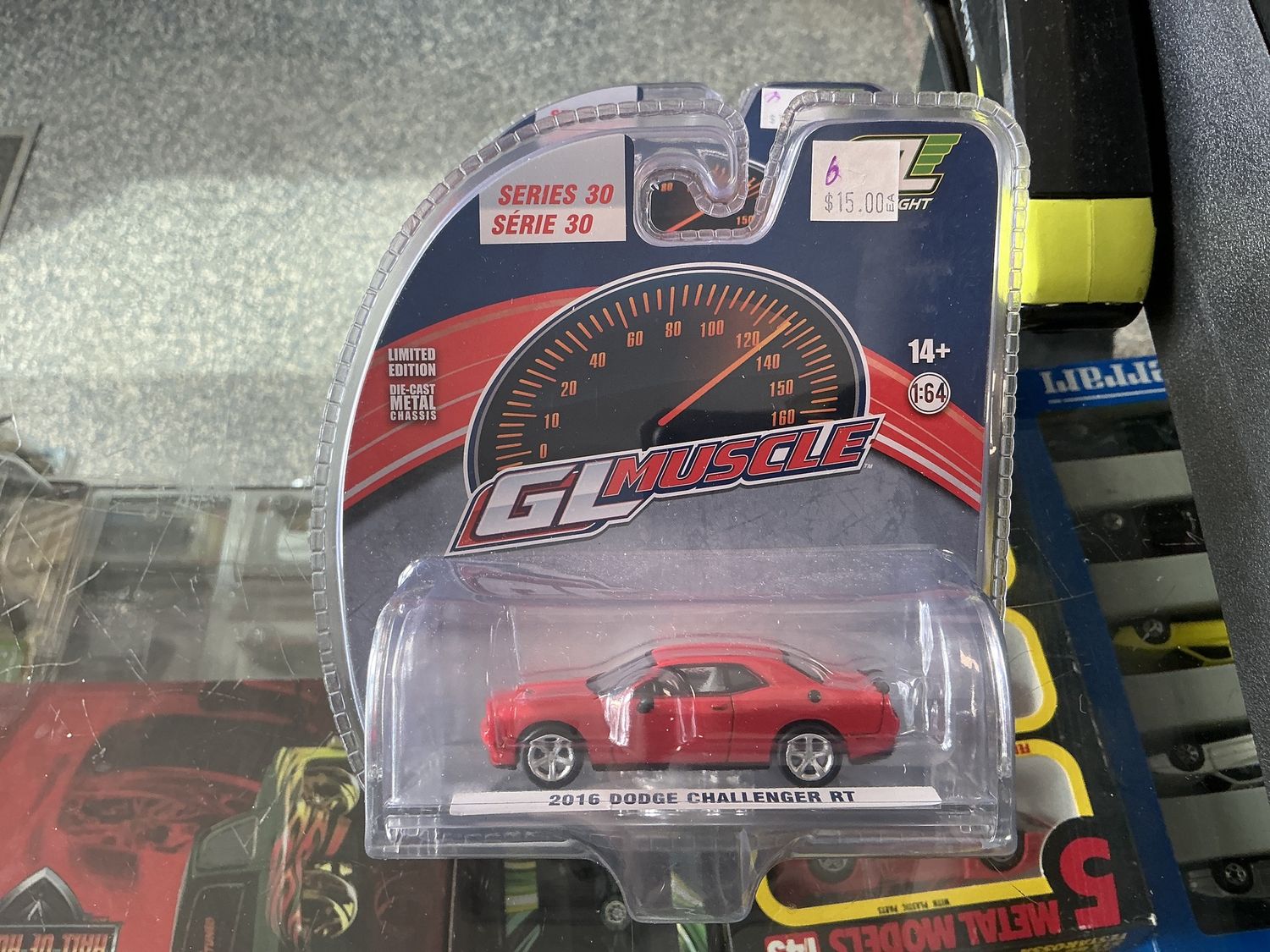 GL muscle 2016 Dodge Challenger RT red