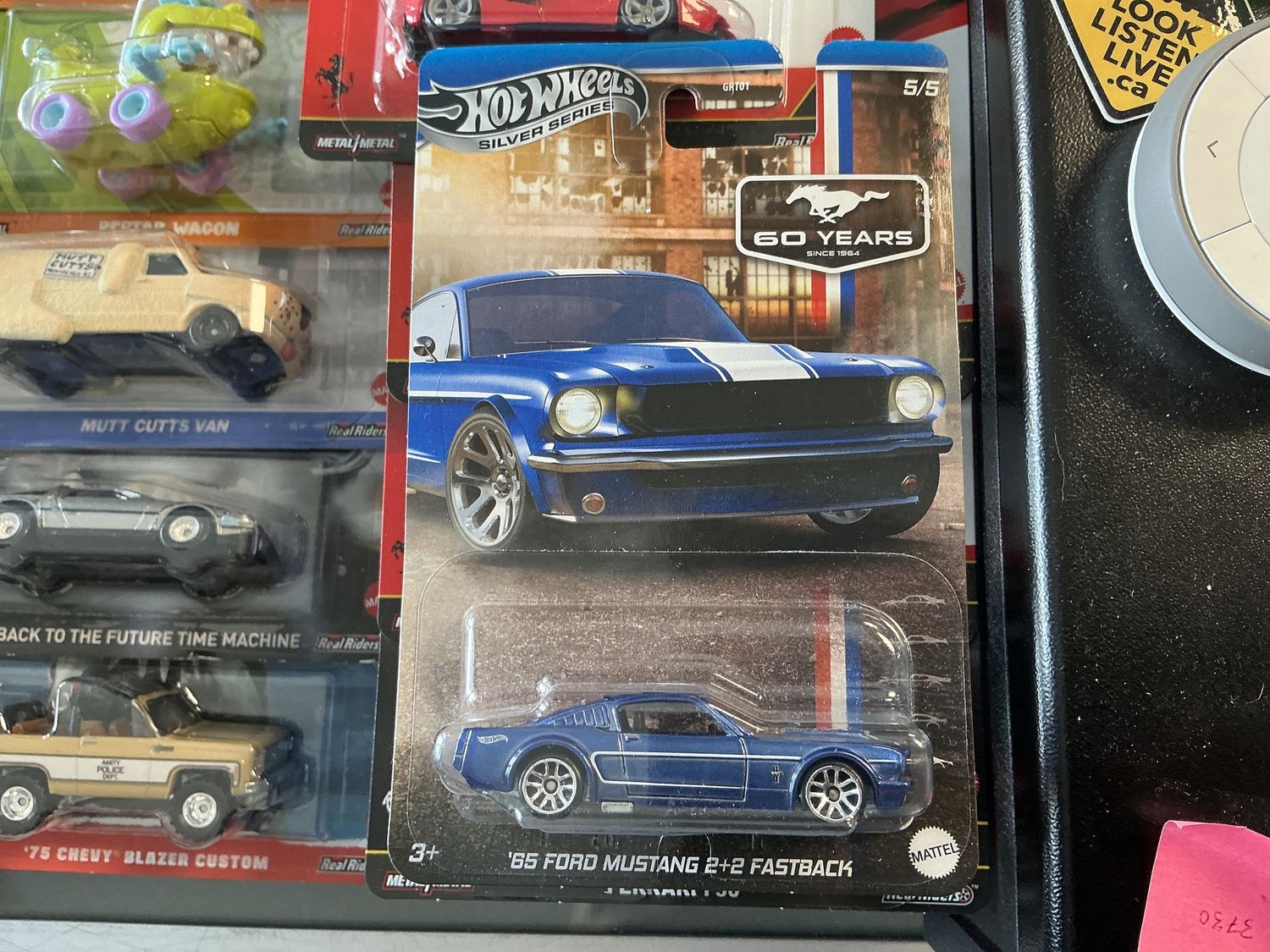 1965 Ford Mustang 2+2 fastback blue chase two