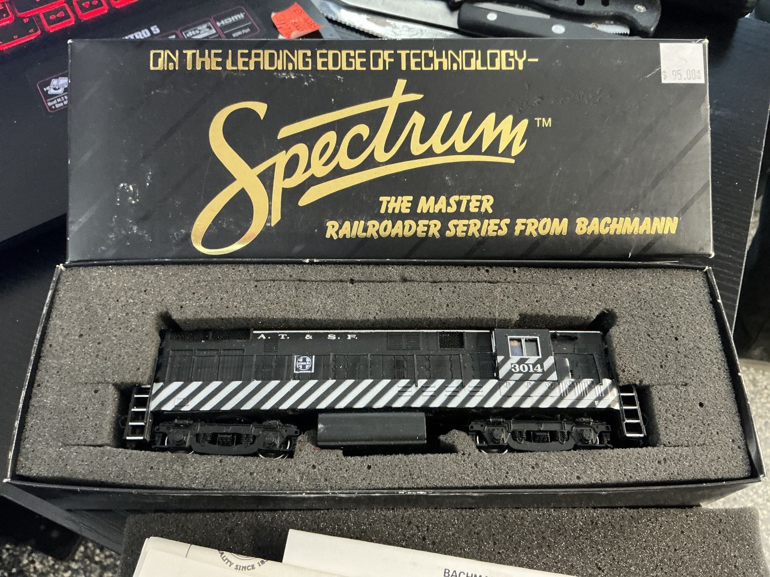 Spectrum Fairbanks Morris 816–4 Ford diesel Santa Fe