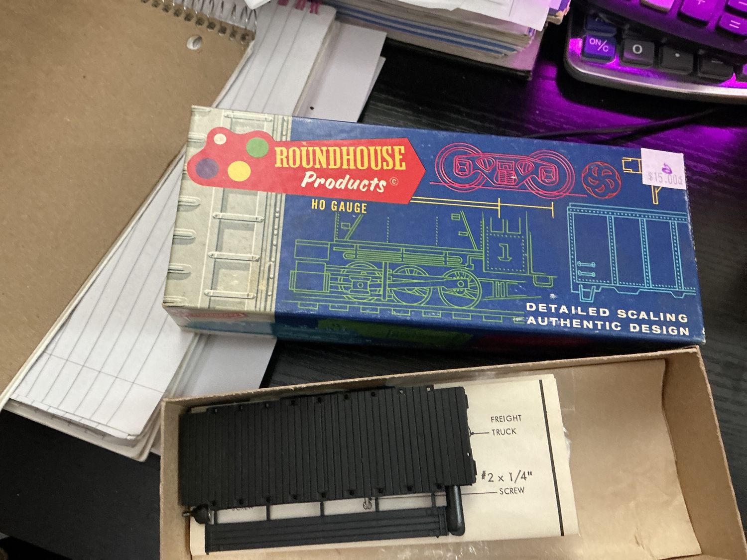 Roadhouse you build flat cars, Milwaukee