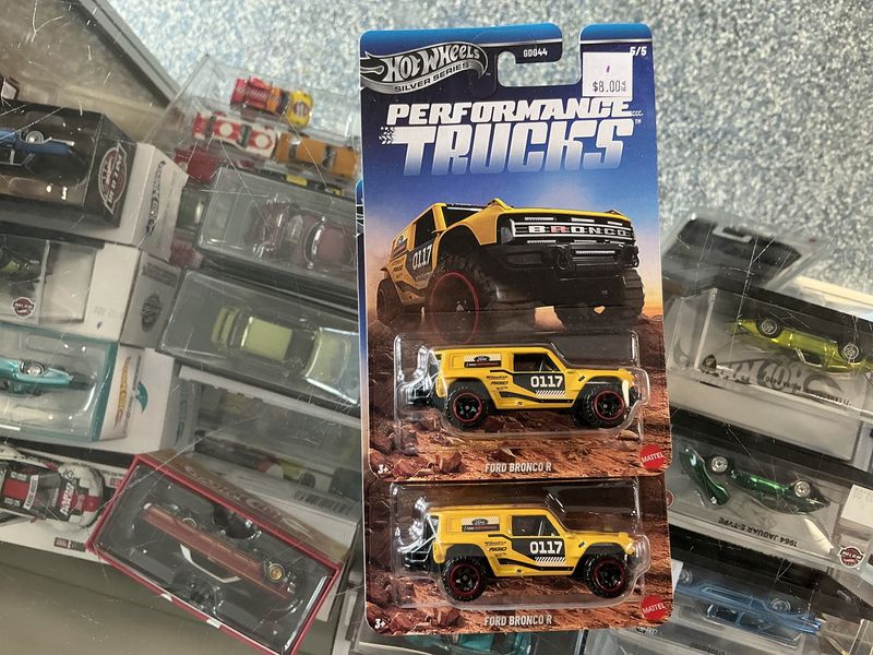 Performance trucks, Ford bronco yellow