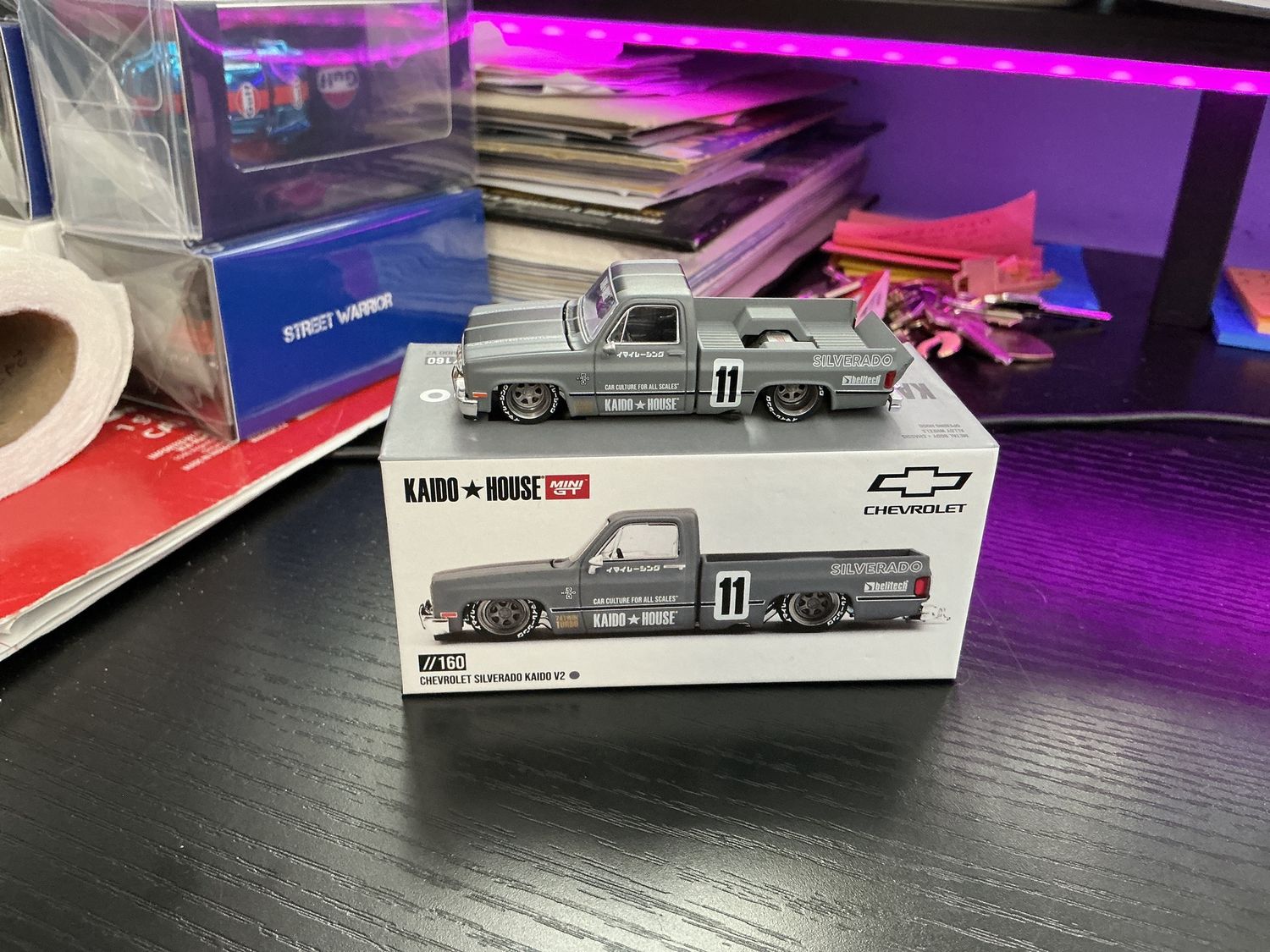 Kaido House Chevy Silverado gray