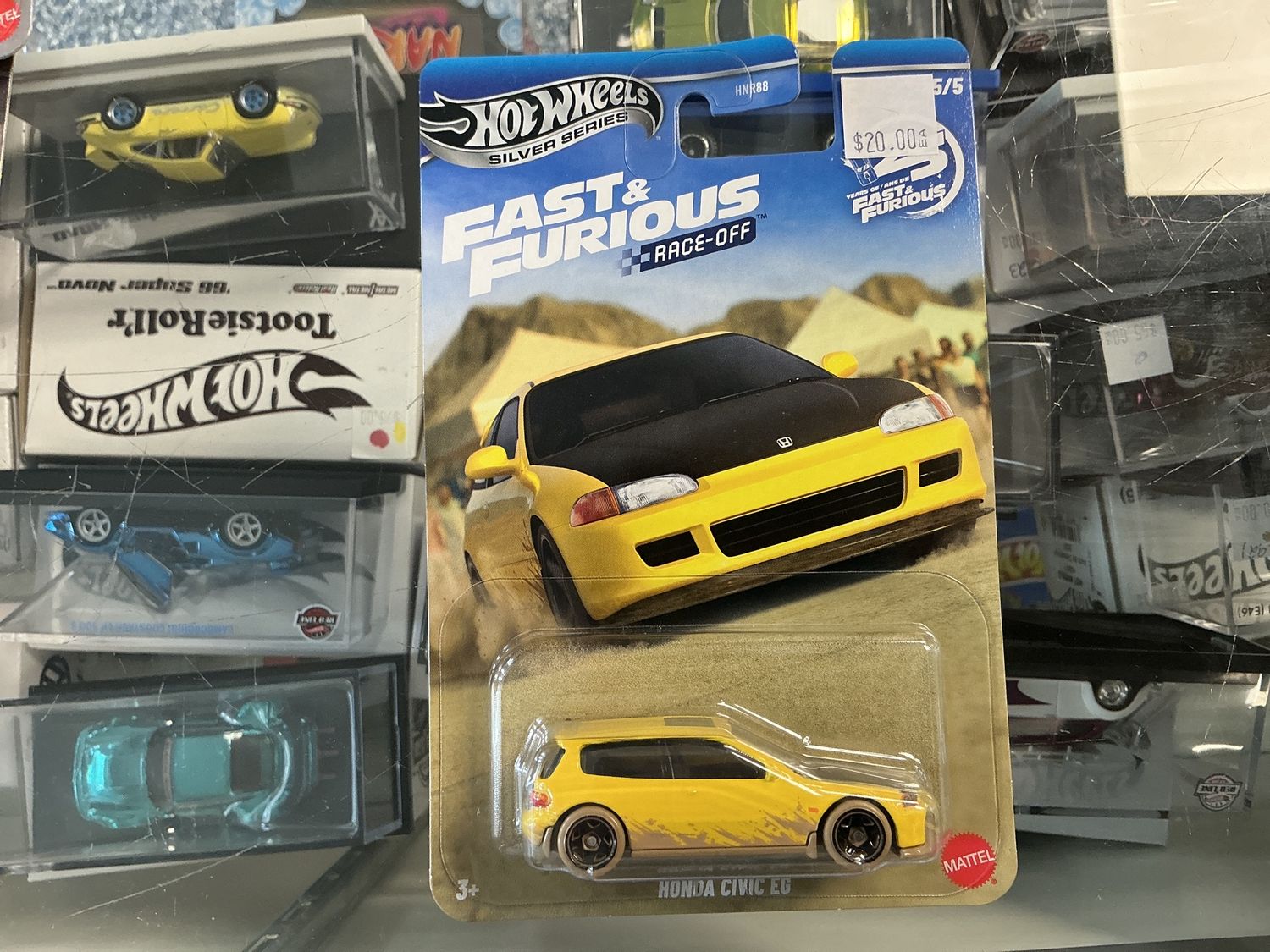 Fast and the furious race off Honda Civic, EG yellow