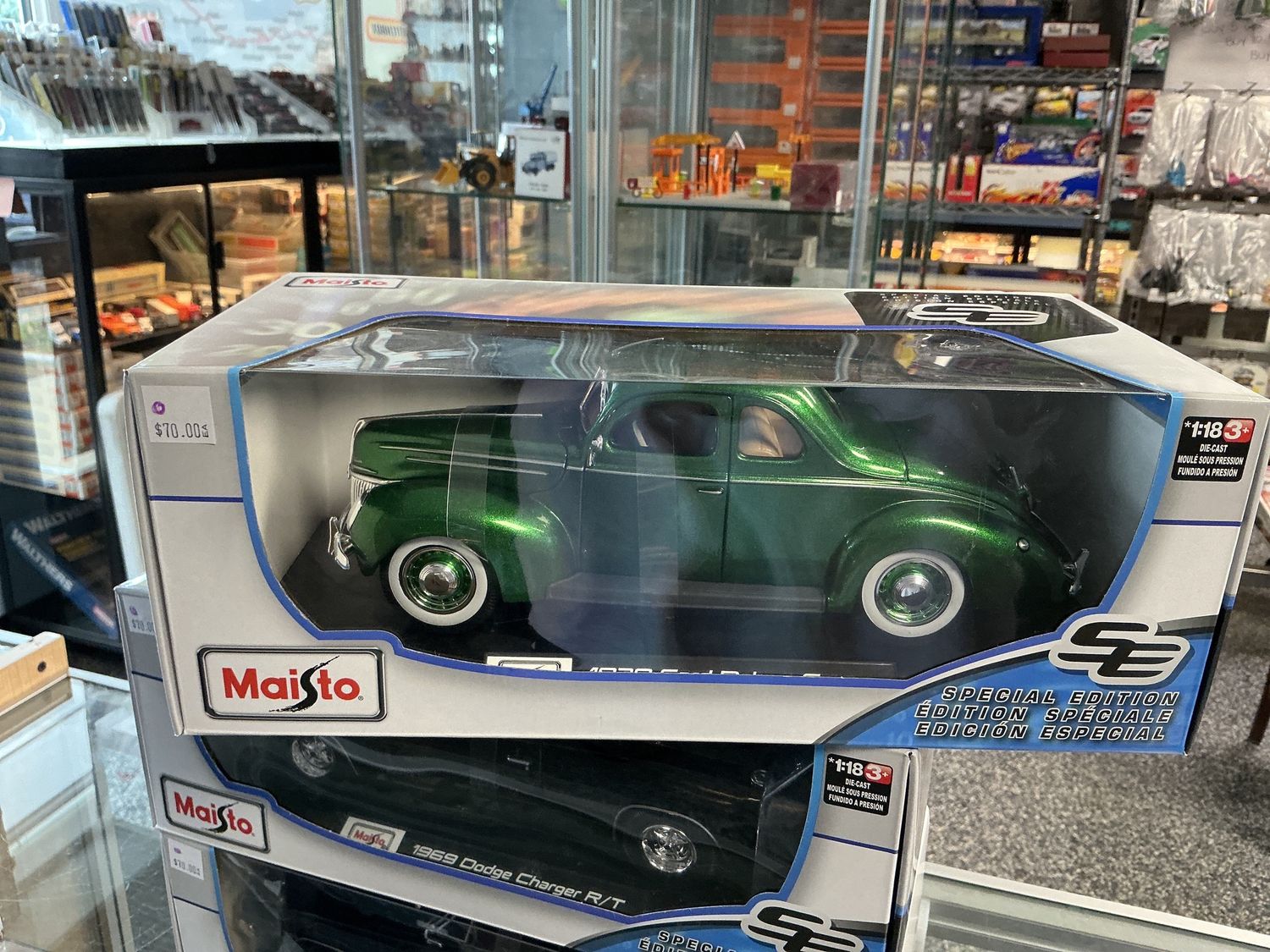 1939 Ford deluxe coupe green