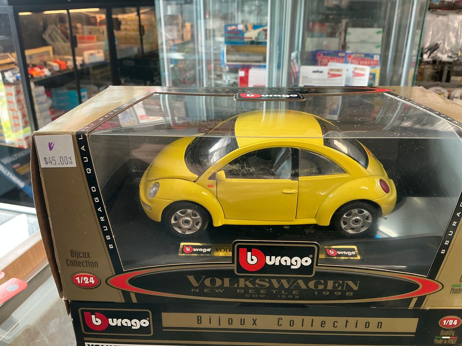 1998 Volkswagen beetle yellow or red available