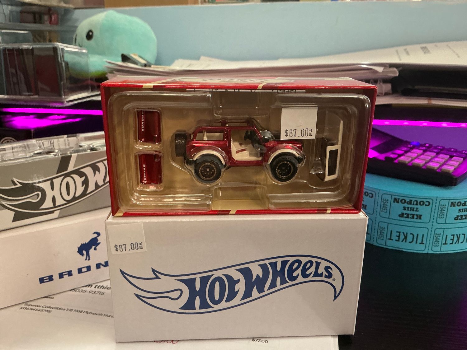2021 Ford bronco red