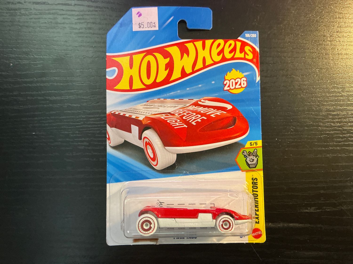 Twin tags  red