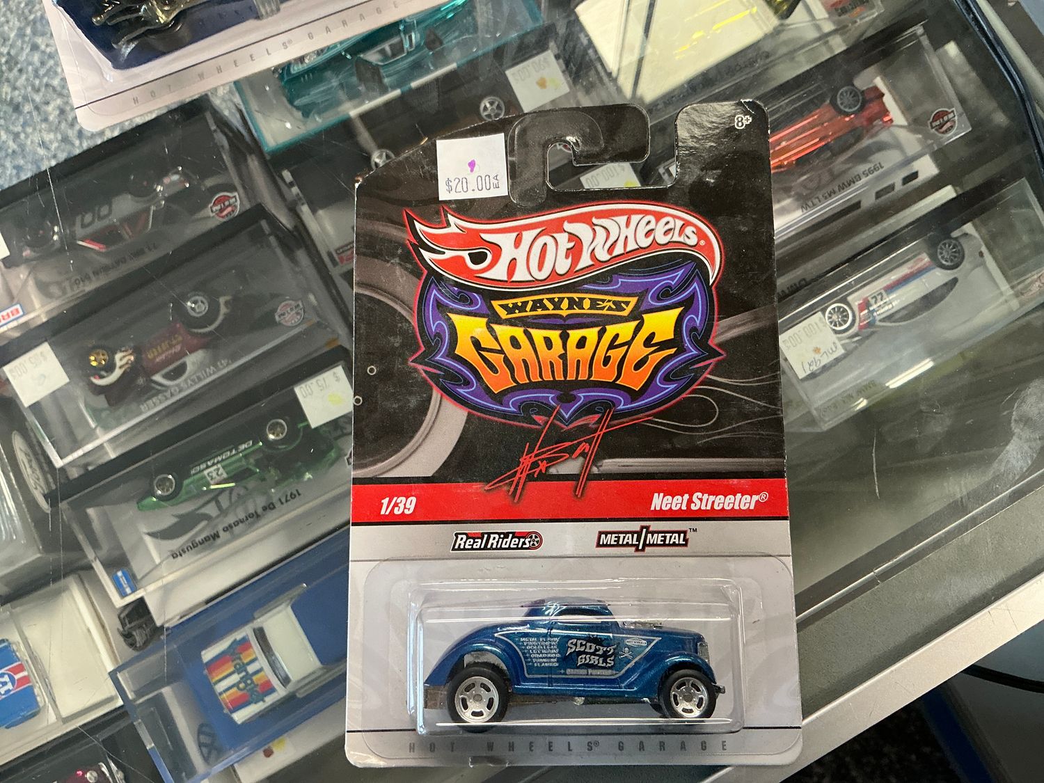 Wayne’s garage neet Streeter blue
