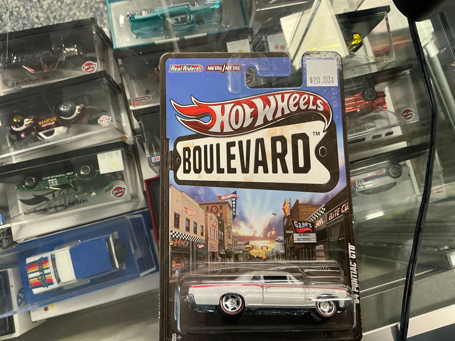 Hot wheels Boulevard 1964, Pontiac, GTO silver