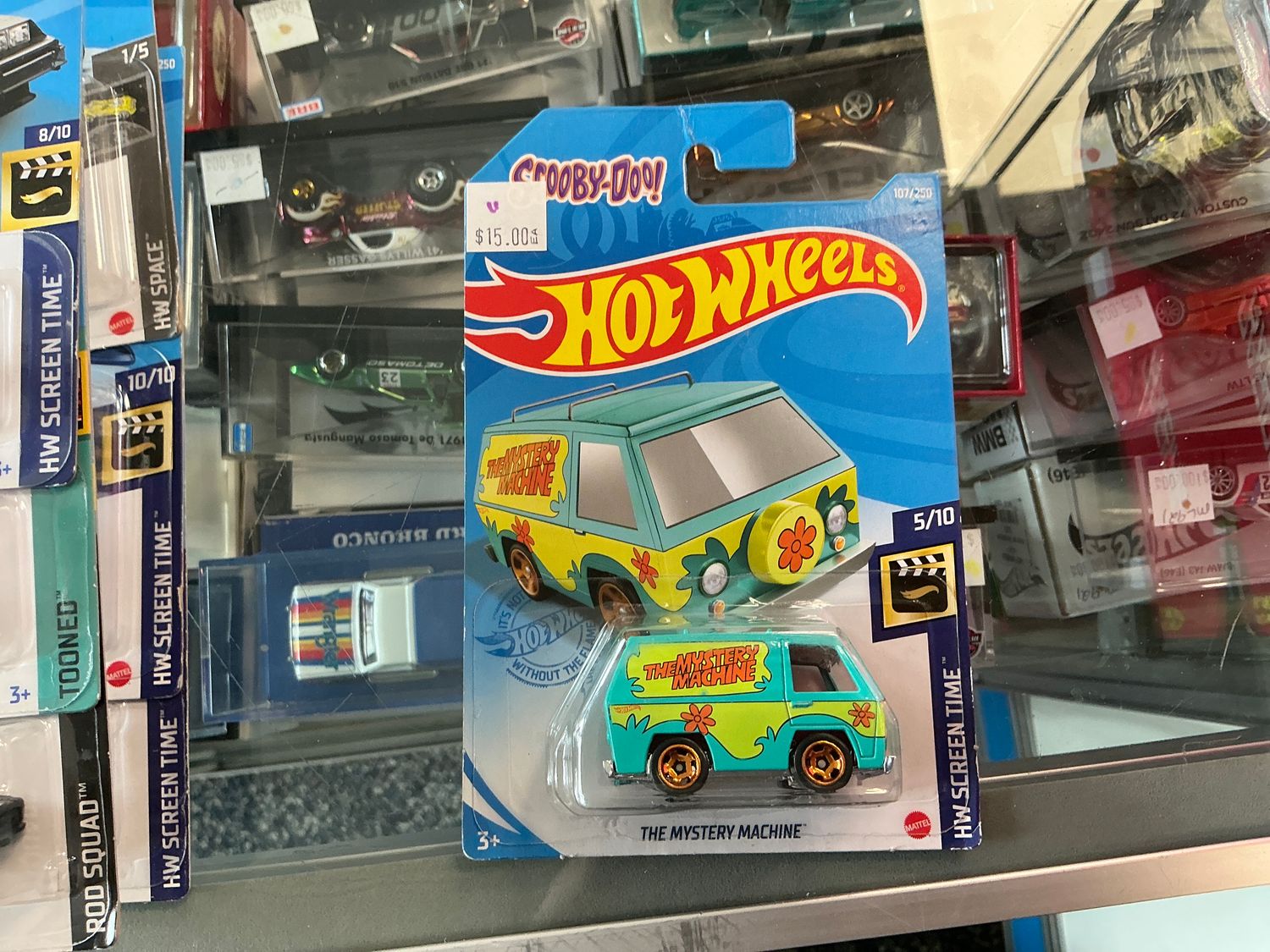The mystery machine, Scooby Doo