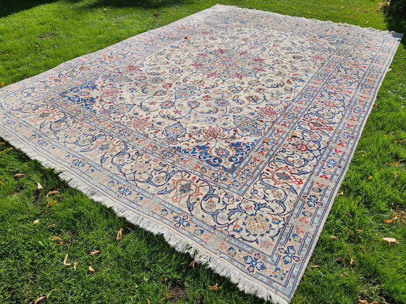 Handgeknoopt perzisch tapijt