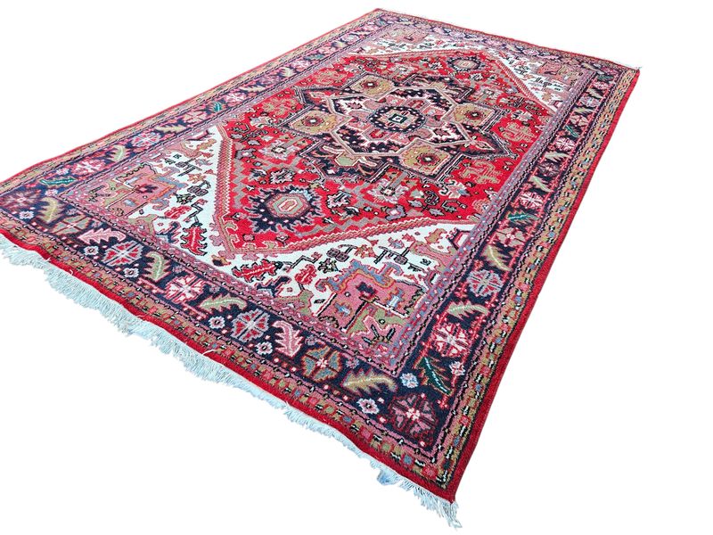 Prachtig handgeknoopt HERIZ tapijt