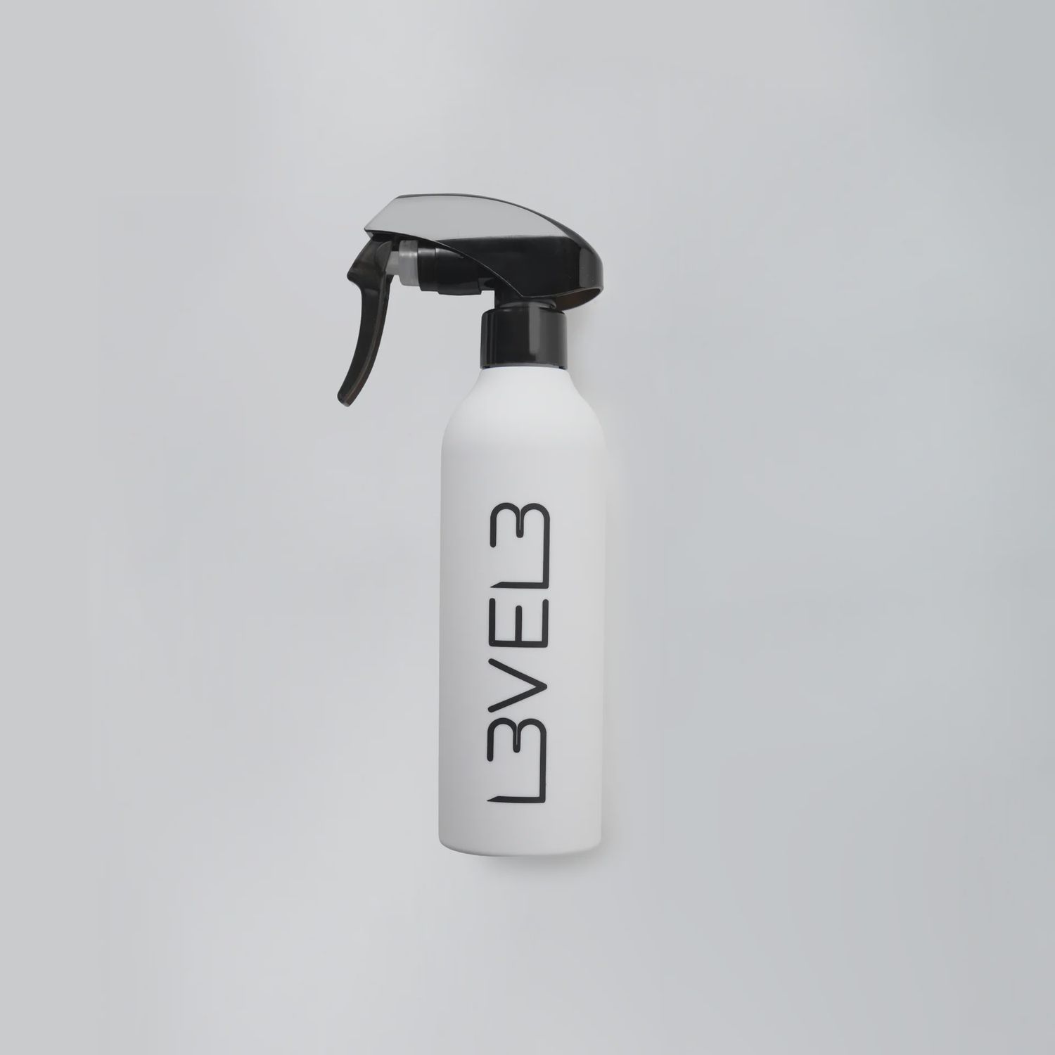 Level3 Rubber Water Spray Bottle White