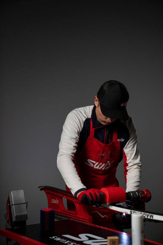 Cross-Country Classic Ski Tune Up