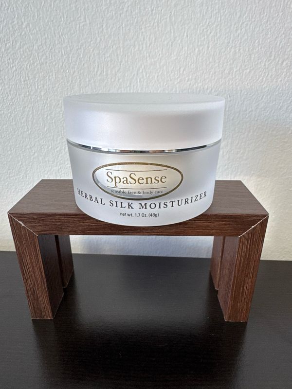 Spa Sense Herbal Silk Moisturizer