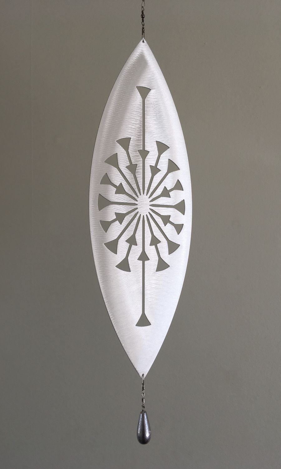 Swivel &amp; Shine - Aluminium Spinning Art